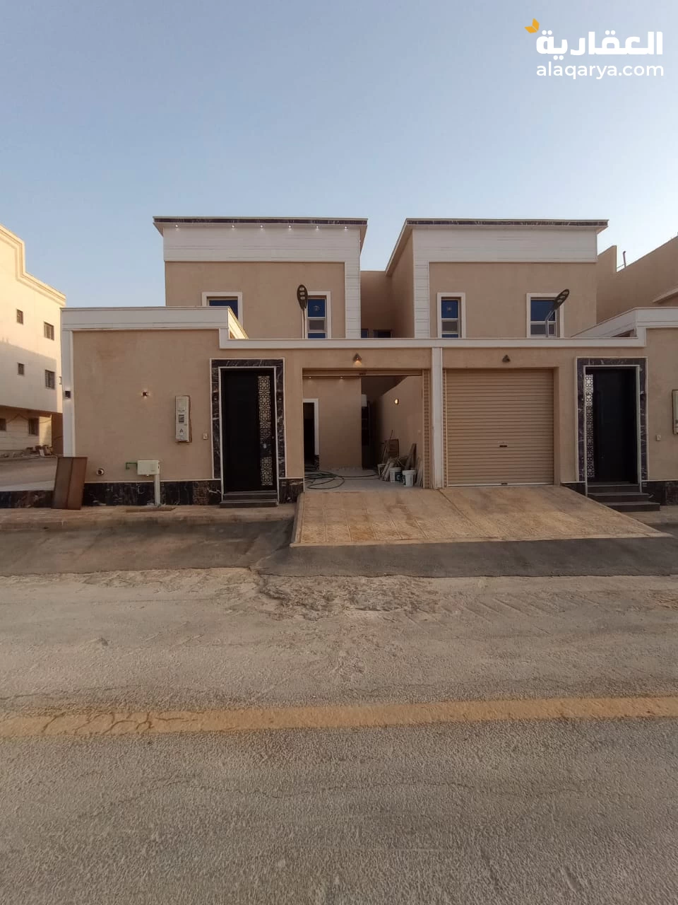 فيلا دوبلكس فى حى الحزم ممتازه للبيع