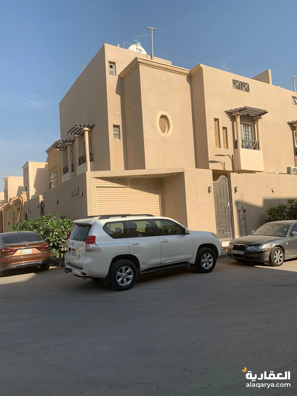 للبيــــــــع فيلا حي الياسمين