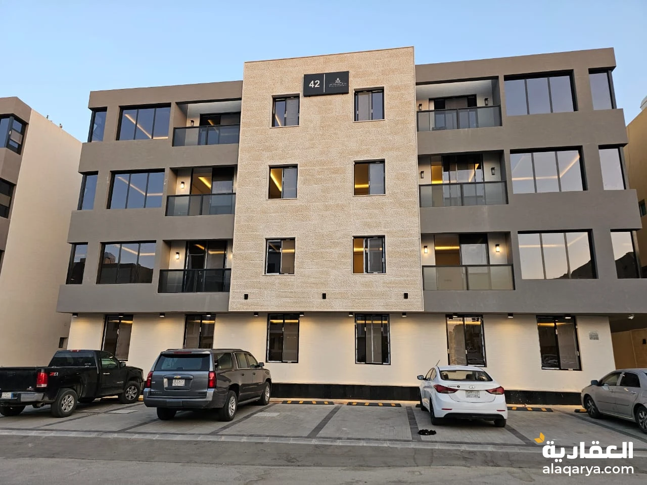 شقه للايجار حي العقيق