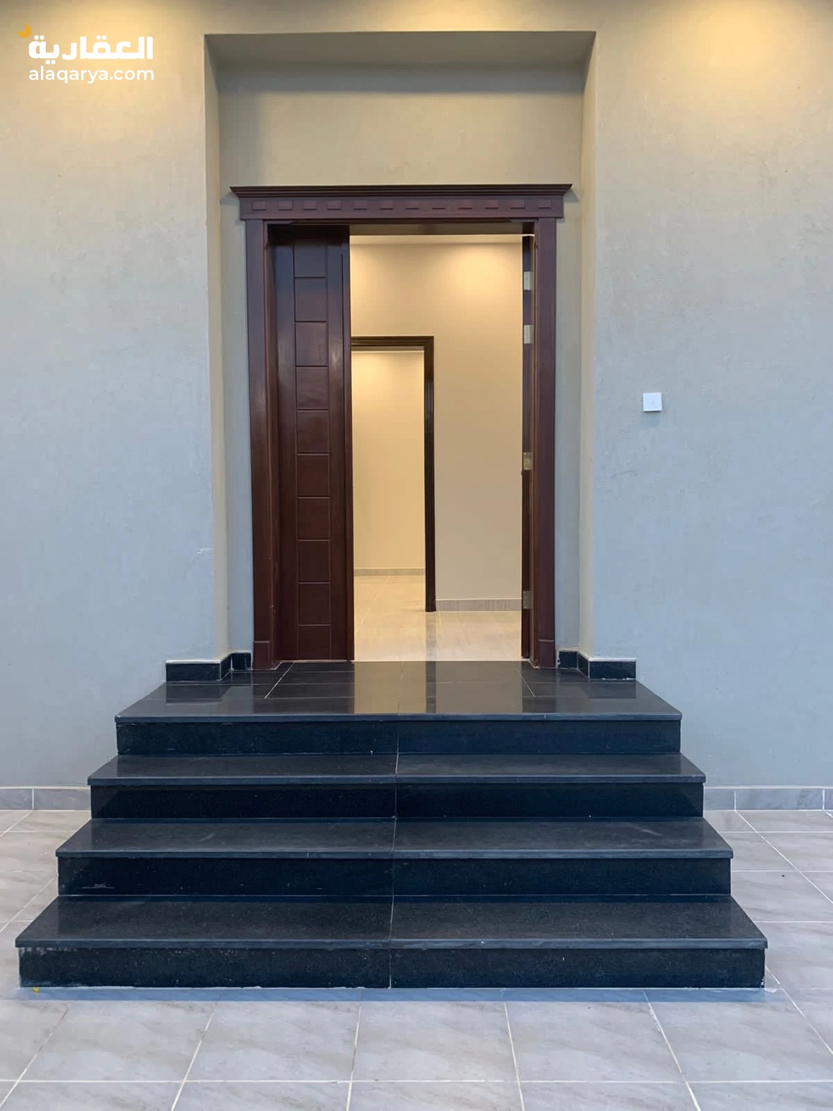 للبيع فيلا دورين وملحق نظام شقق الحمدانية حي الفلاح