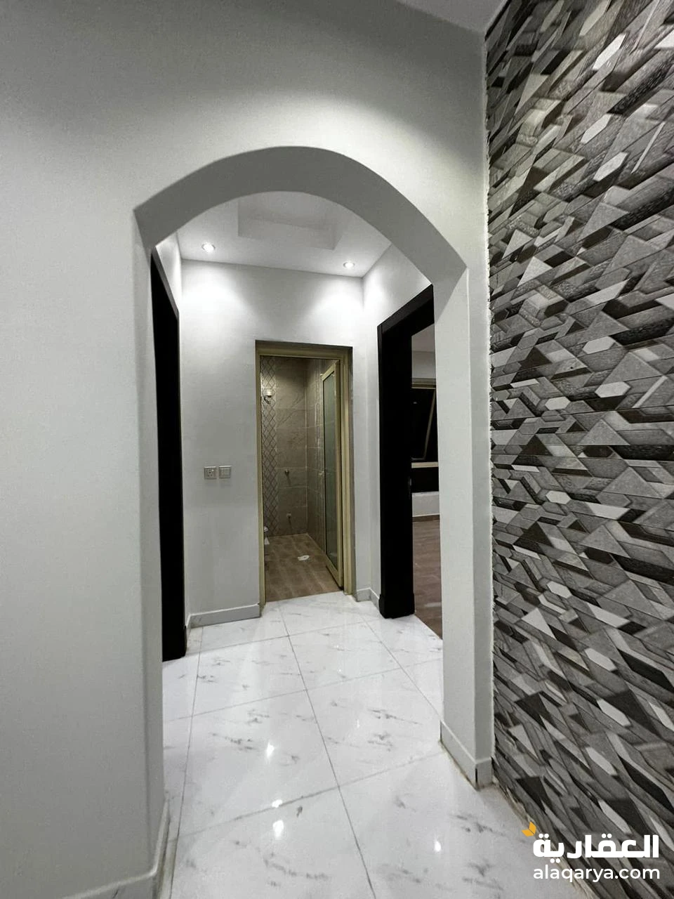 شقة للايجار جازان شارع القاسم بسعر مناسب للجميع