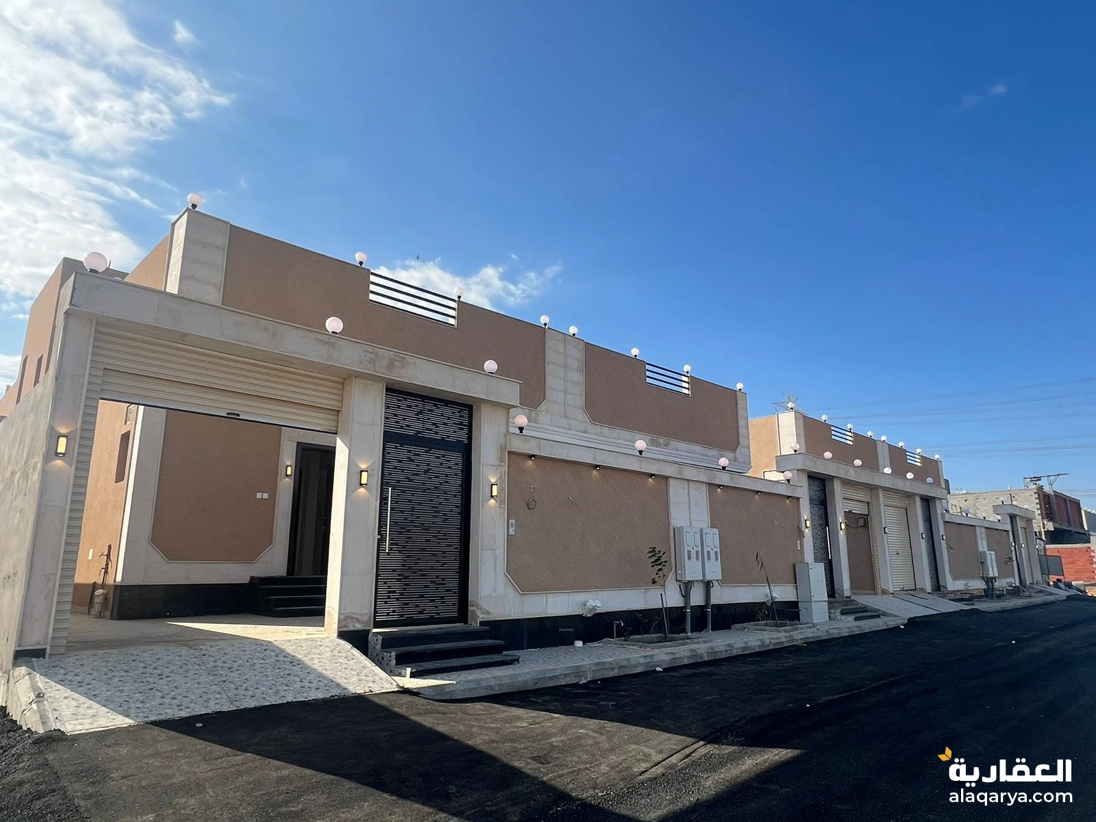 للبيع ٤ فلل في الرحمانيه مخطط السعيد ج جده