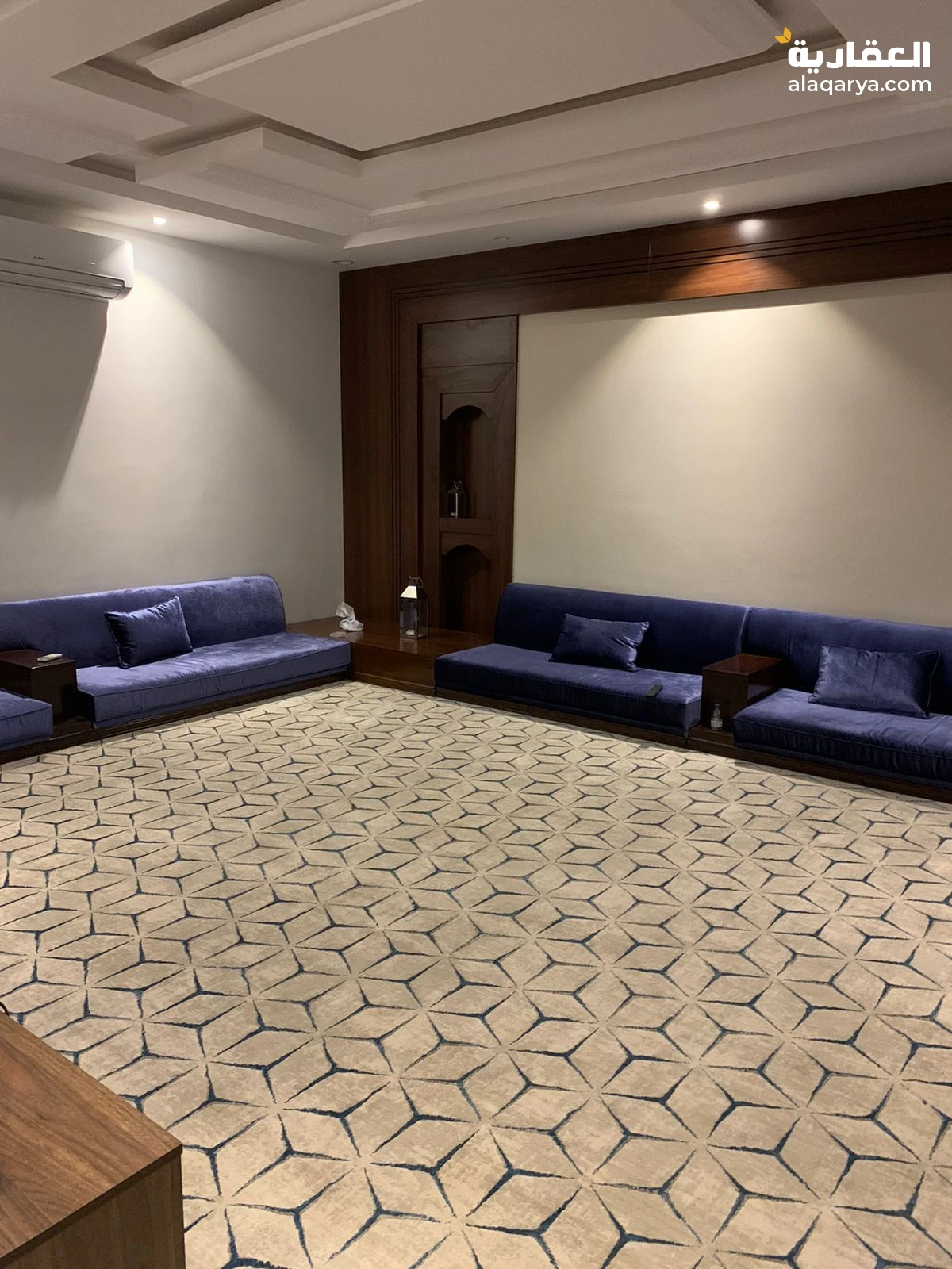 للبيع فيلا حي عرقة