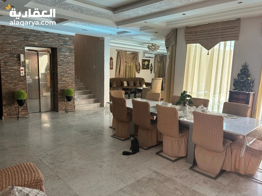 للبيع فيلا  بناء شخصي ف جده حي طيبة