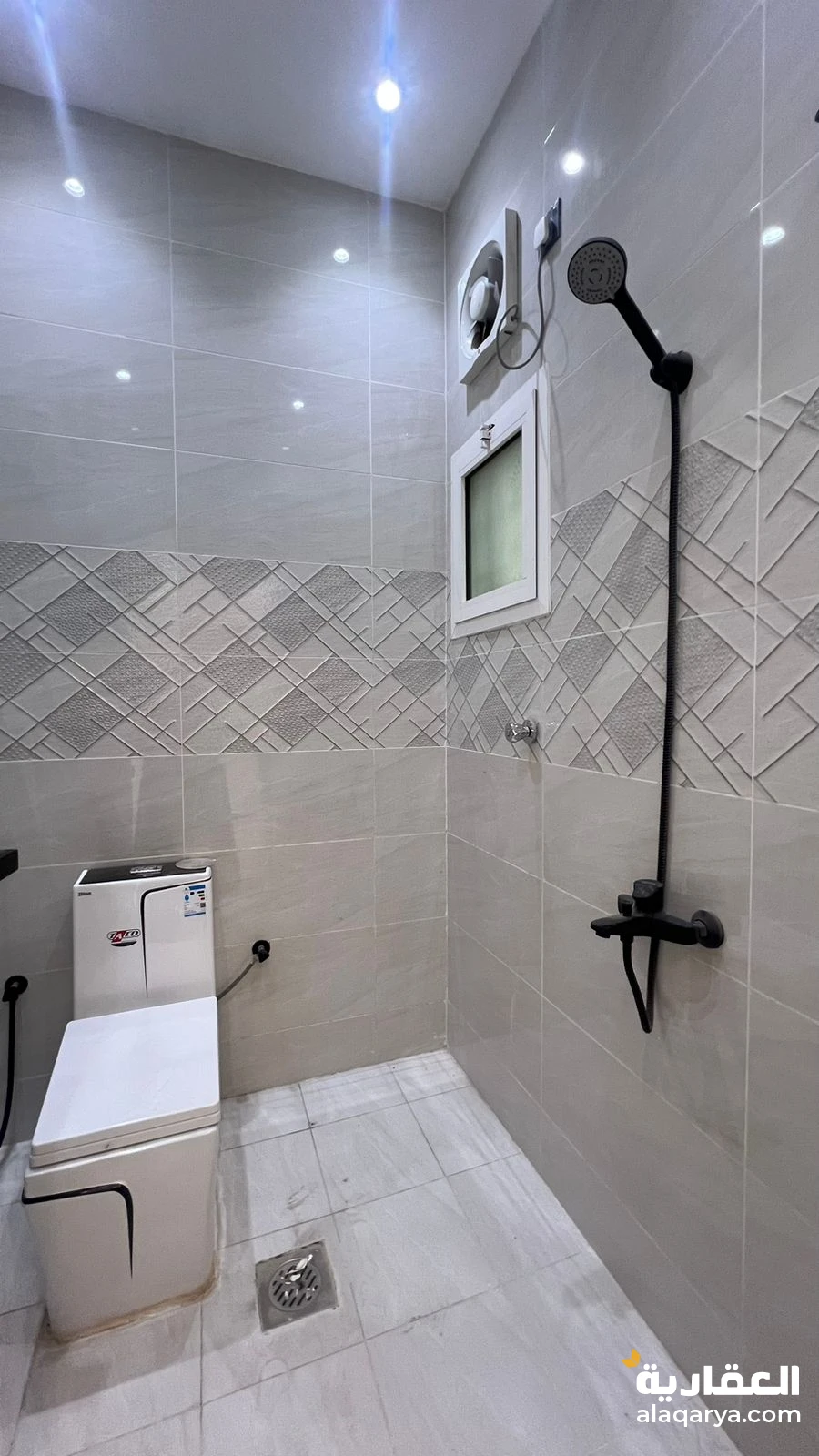 عمارة جديدة للبيع ولي العهد تأسيس ٤ ادوار