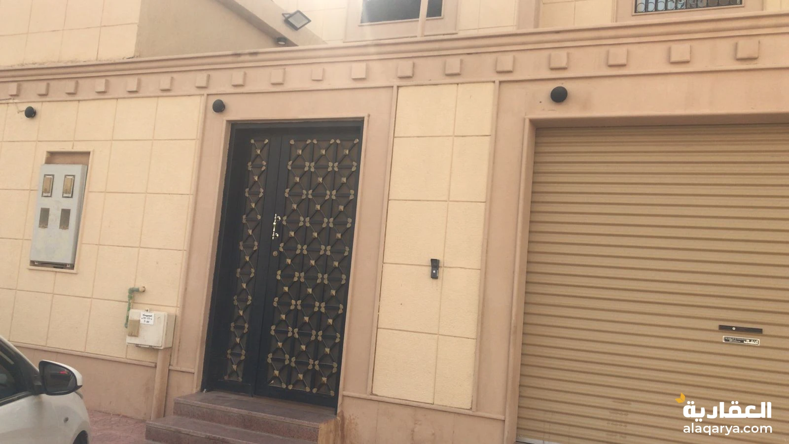 للبيــــــــع فيلا مساحة ٣١٥ حي المونسية