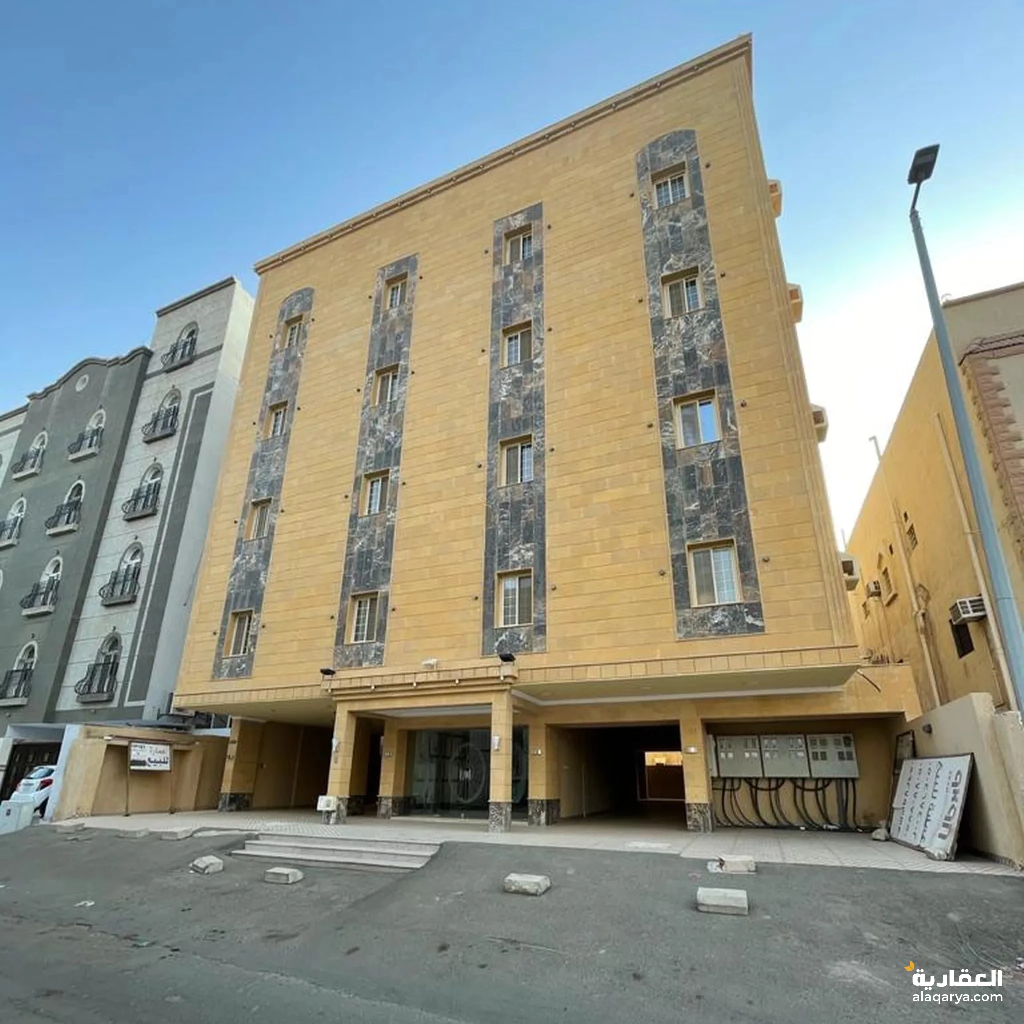 #عمارة استثمارية للبيع بحي الصفا مساحتها 575