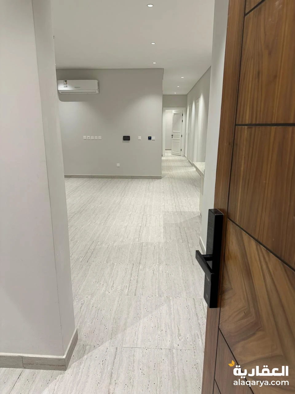 شقة فاخرة للايجار الملقا