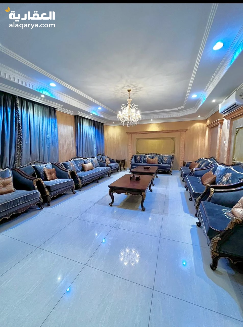 للبيــــــــع فيلا مساحة ٥٠٠ حي إشبيليا