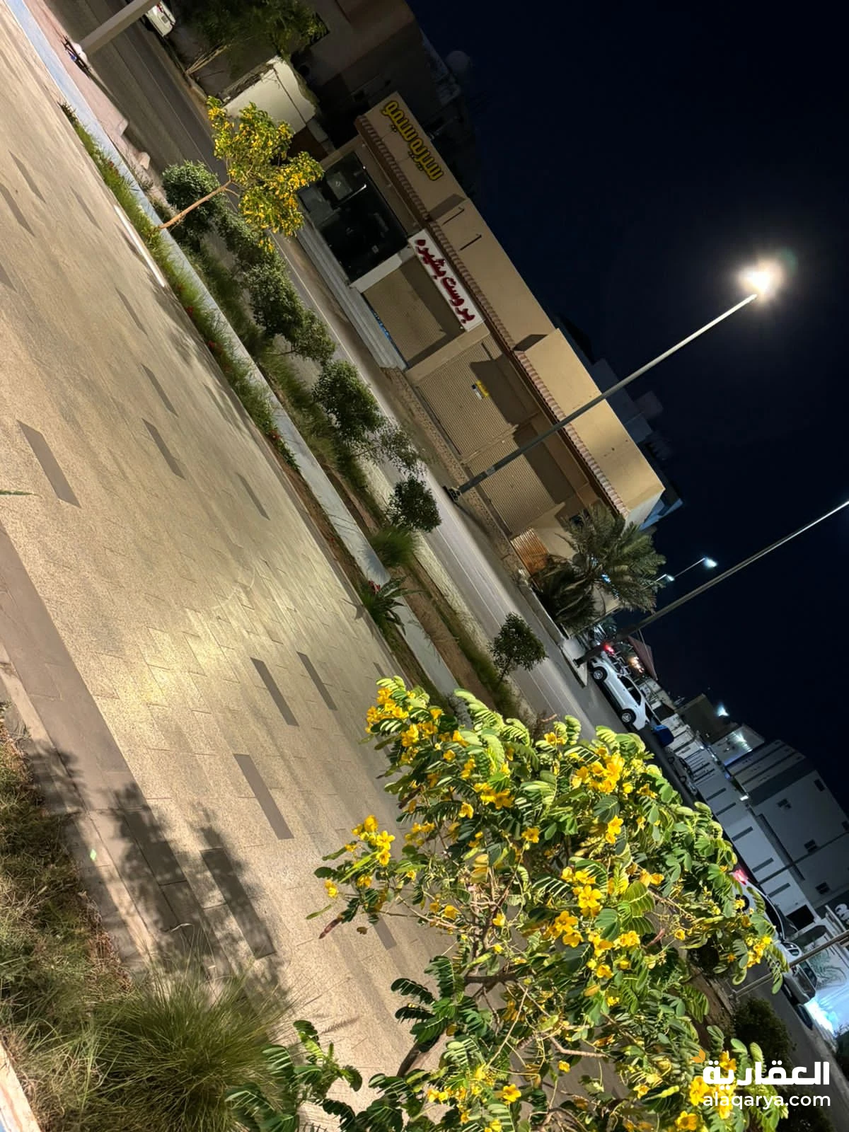 محل للايجار بحي العزيزيه