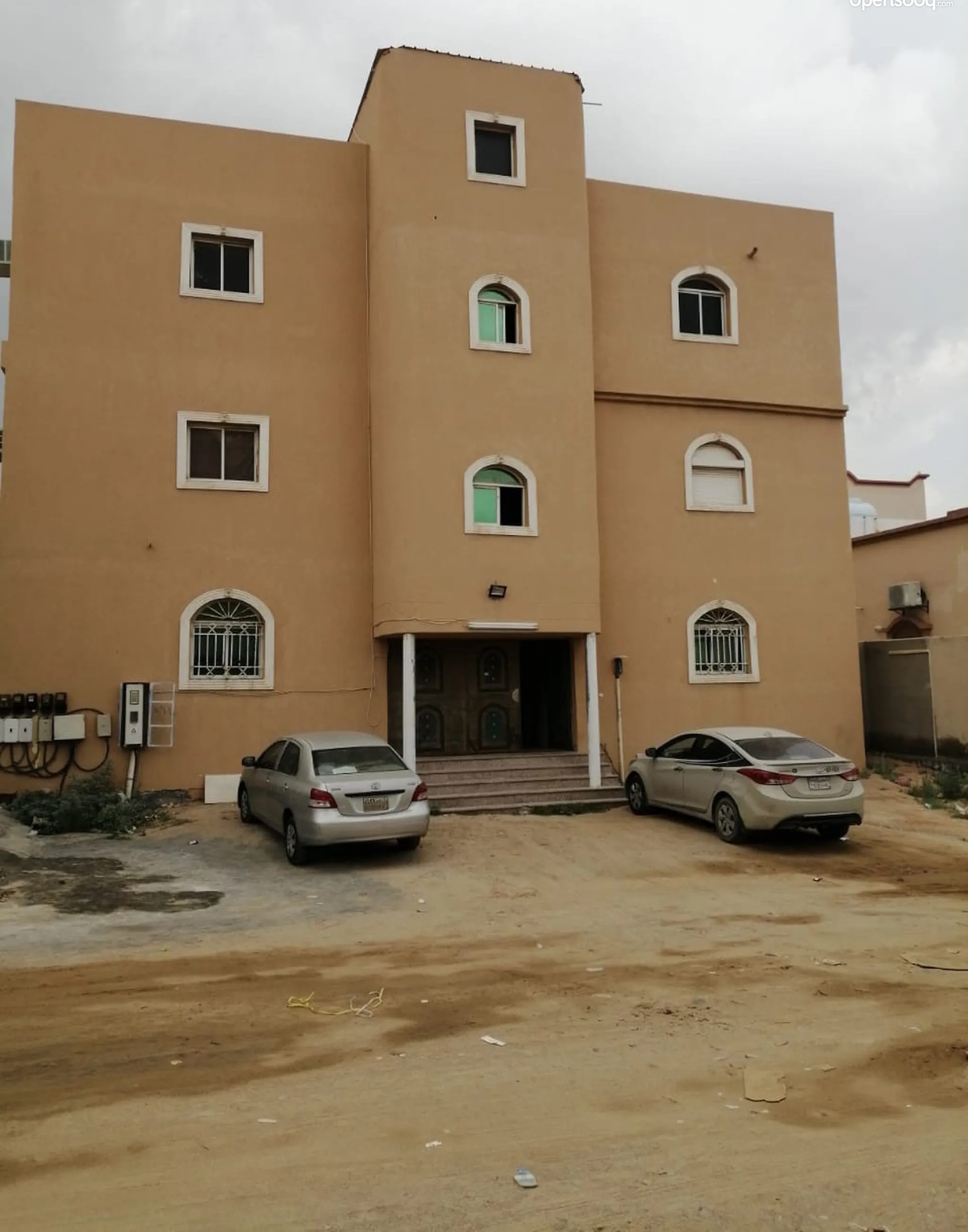 @ للبيع عمارة بمساحة 513 متر في جدة