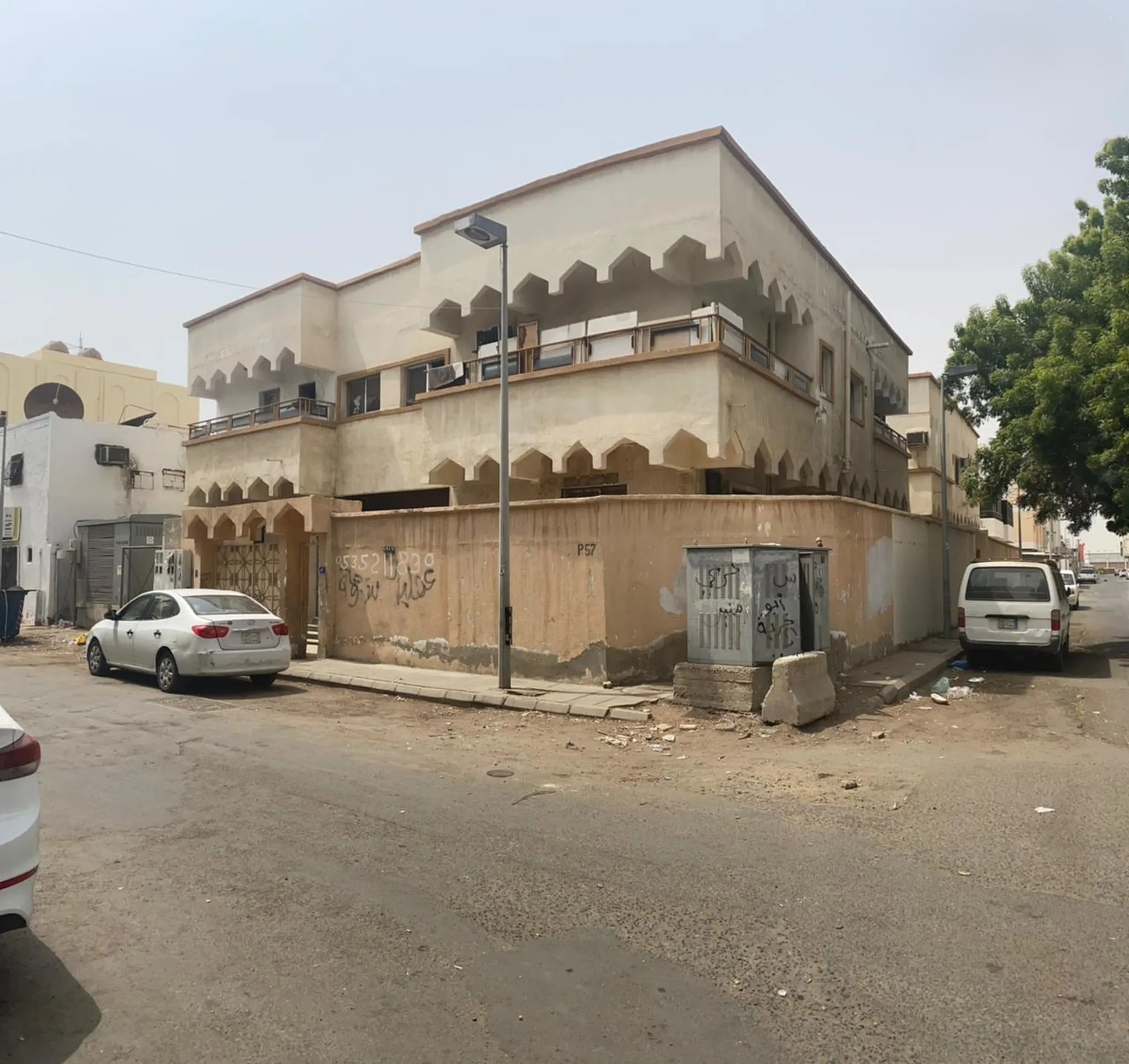 @ للبيع عمارة بمساحة 400 متر في جدة