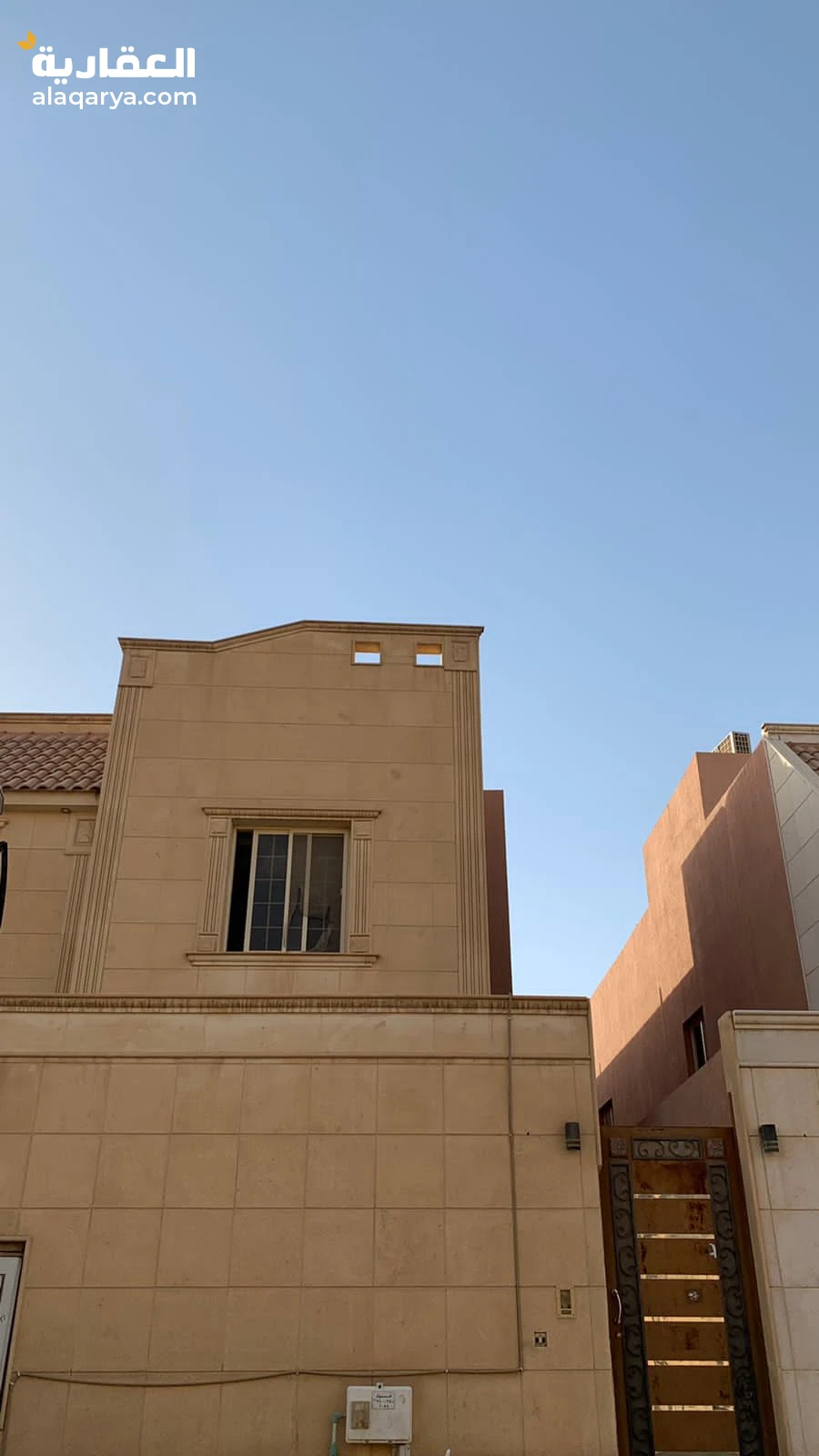 دور علوي للايجار بحي الياسمين لسى مرمم