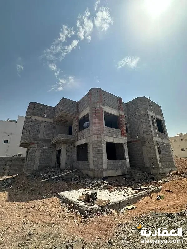 #فيلا عظم للبيع في الدفاع، المدينة المنورة