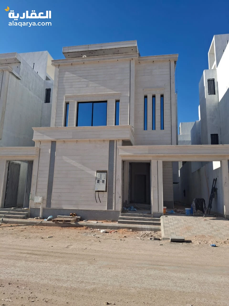 فلا للبيع حى الجنادريه المعالى