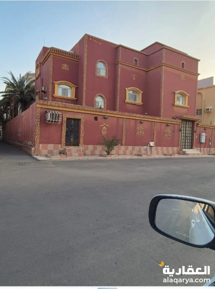 فلة للبيع حي الأجواد