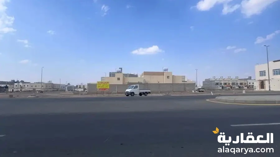 #للبيع ارض تجارية في مخطط النبلاء م590 شارع 30م مقابل نفط