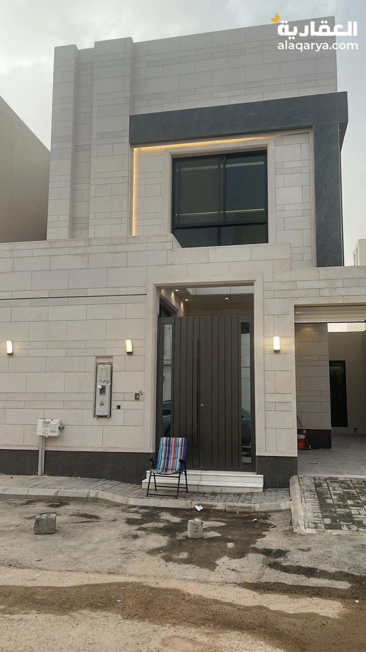 فلا للبيع حى الرمال