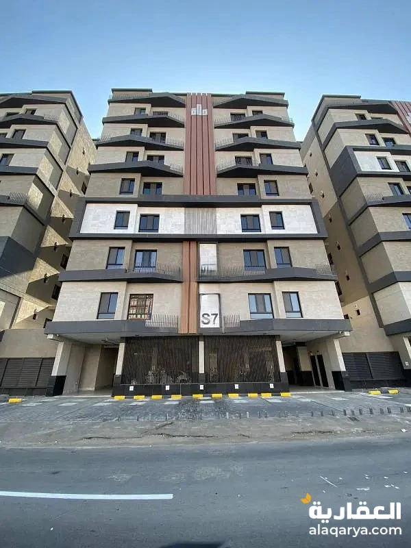 #شقة روف للبيع في النزهة، جدة