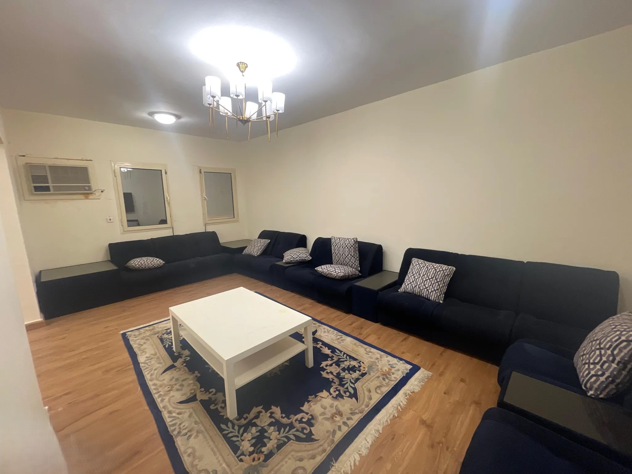 #شقه مؤثثه موقع مميز في الزايدي للايجار