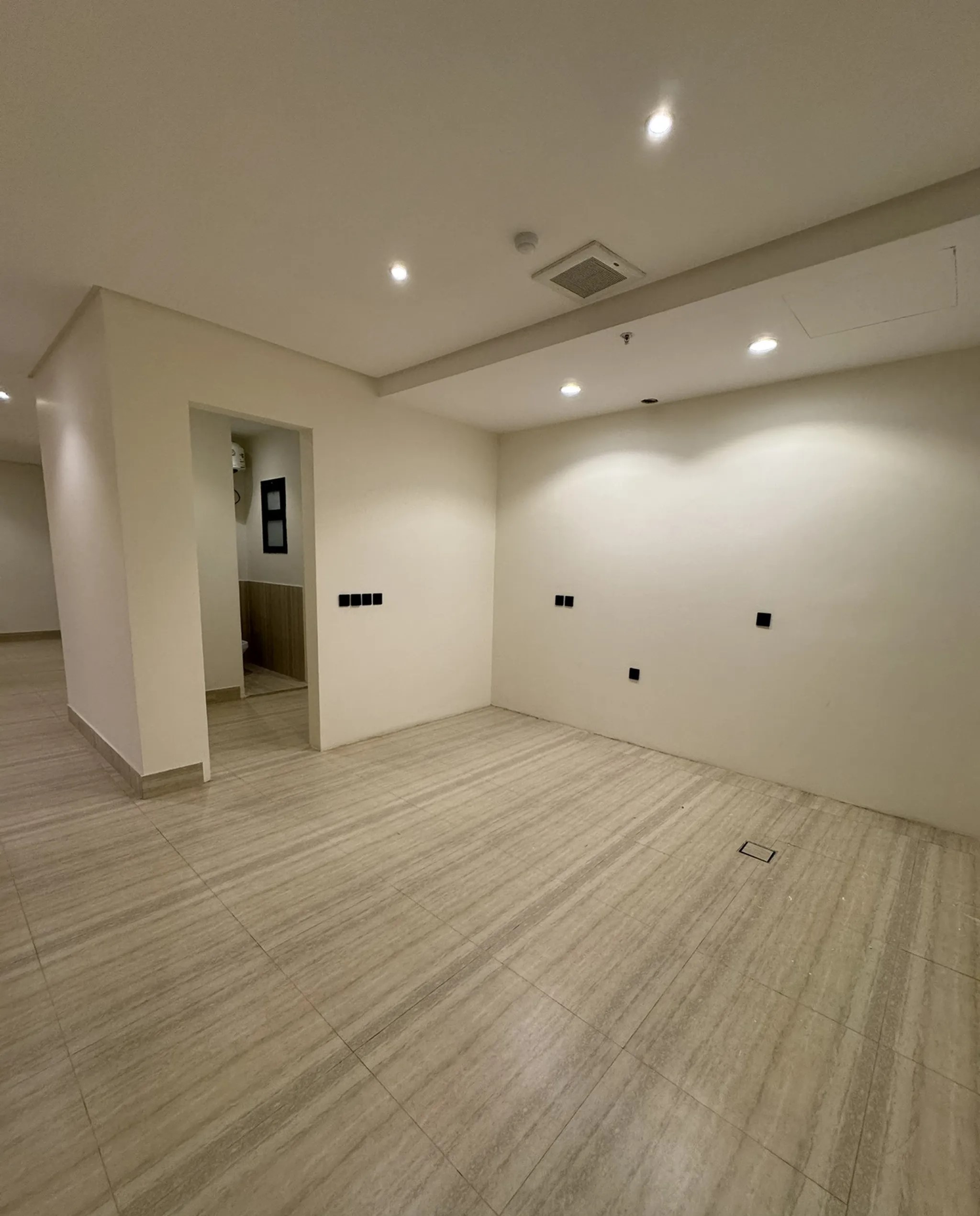 #شقة للبيع في حي الرمال مناسبة للسكن او الاسثمار