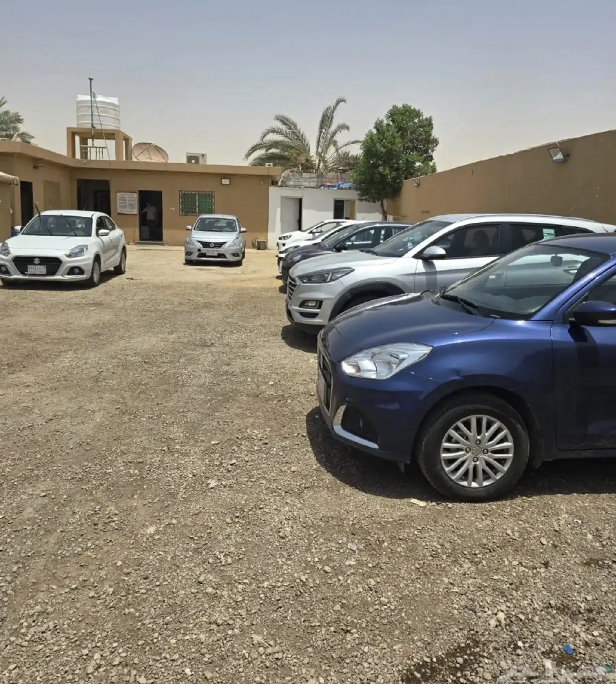 #ارض تجارية للبيع مقام عليها استراحة