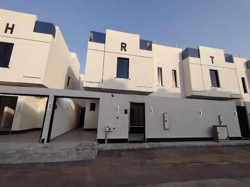 #ڤيلا درج داخلي للبيع بحي الندوة