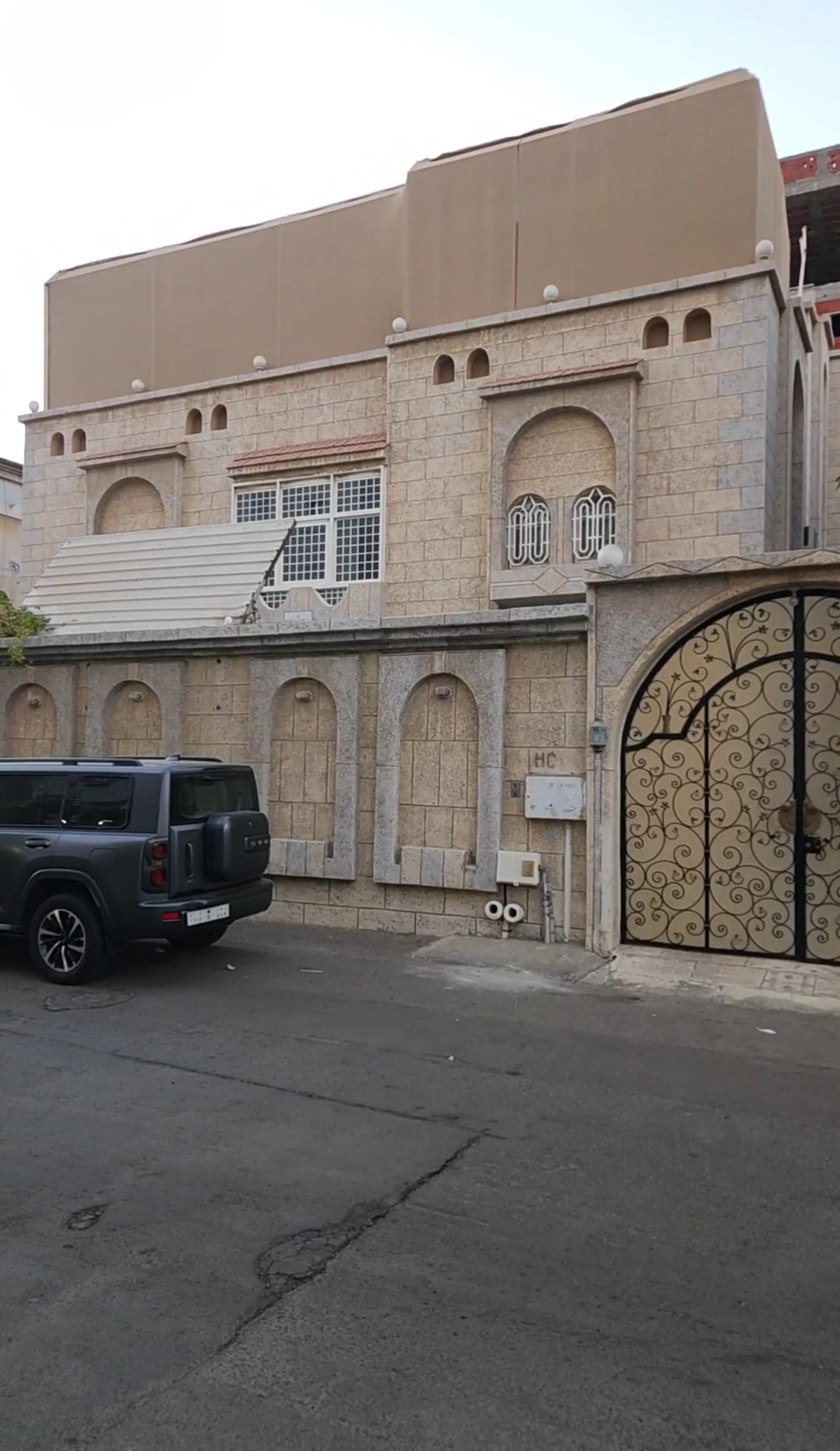 #للبيع فيلا دورين وملحق بجدة حي الربوة