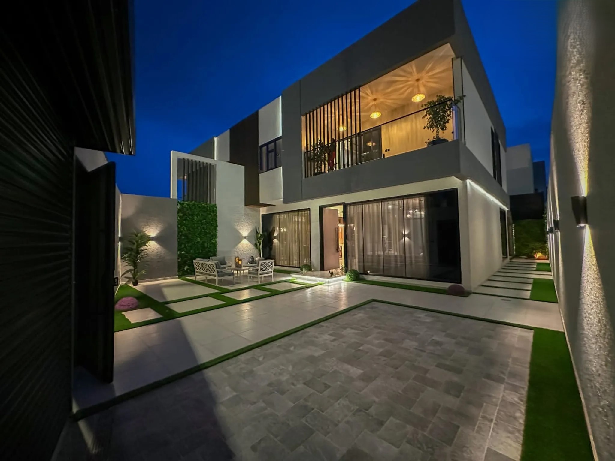 #فيلا فخمه للايجار اليومي في ابها