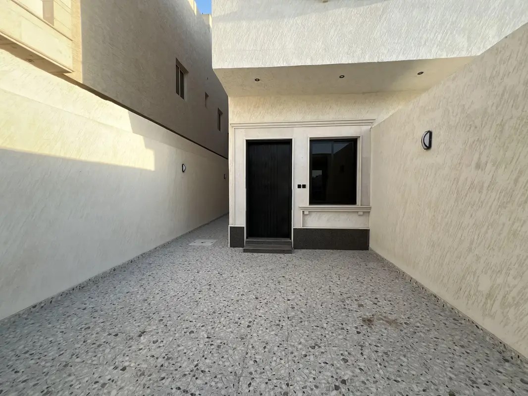 #دور للبيع حى الرمال