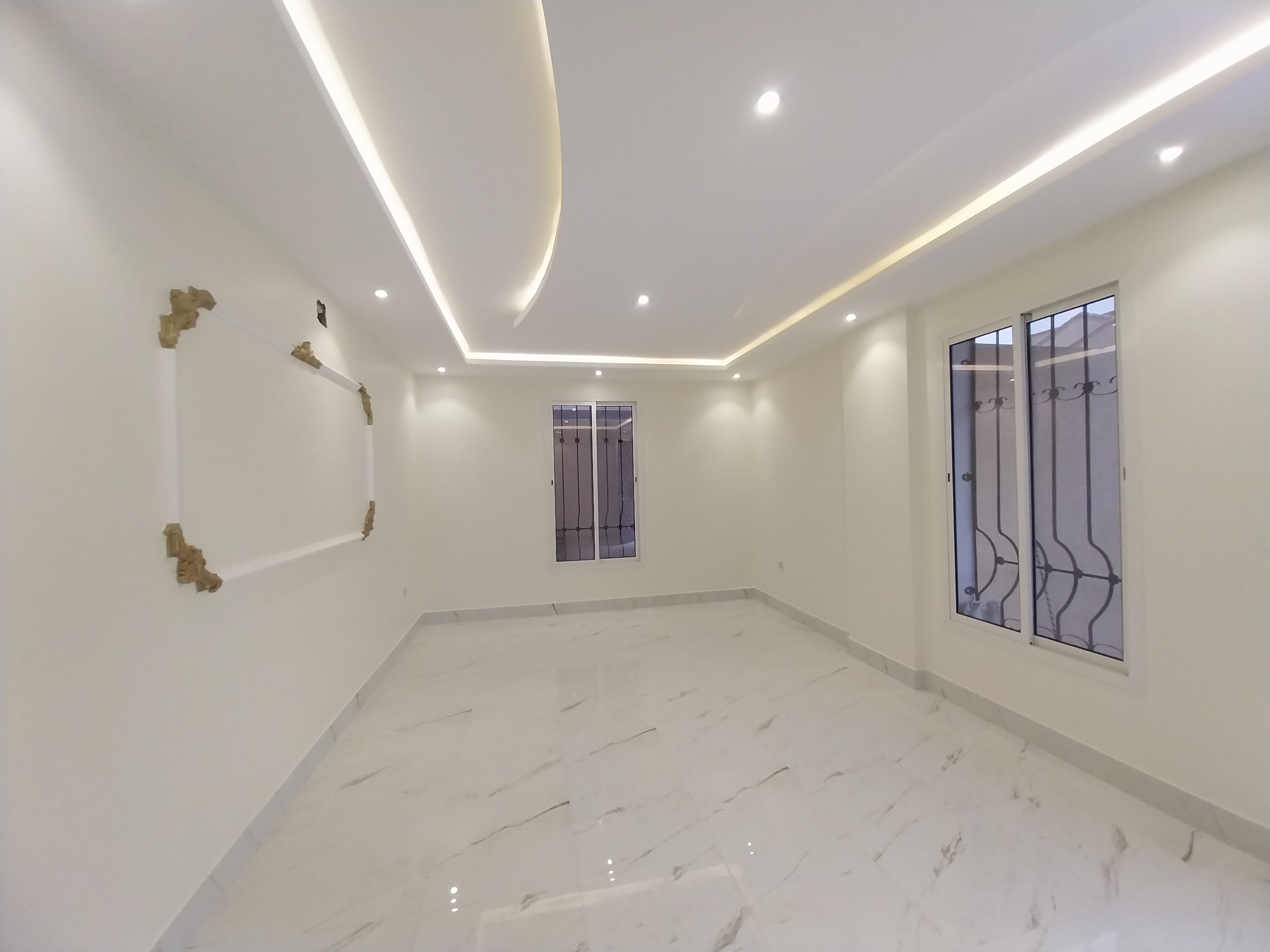 فيلا فاخره بحي العارض