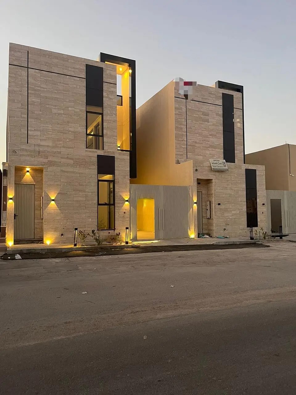 #فيلا للبيع في حي المهدية بمساحة ٣٠٠ متر مربع