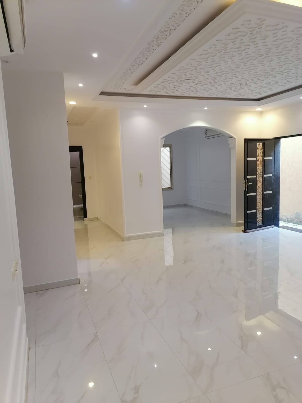 للبيــــــــع فيلا مساحة ٢٥٠