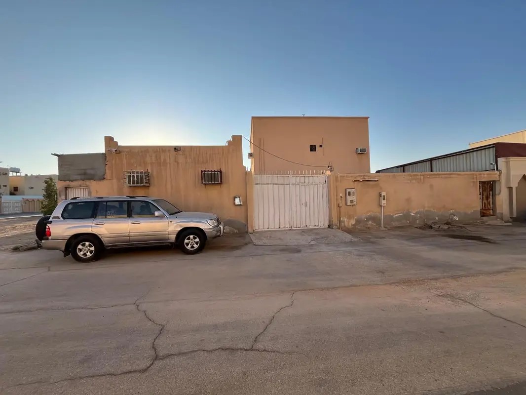 #فيلا بقيمة أرض للبيع في حي الحاير – الرياض