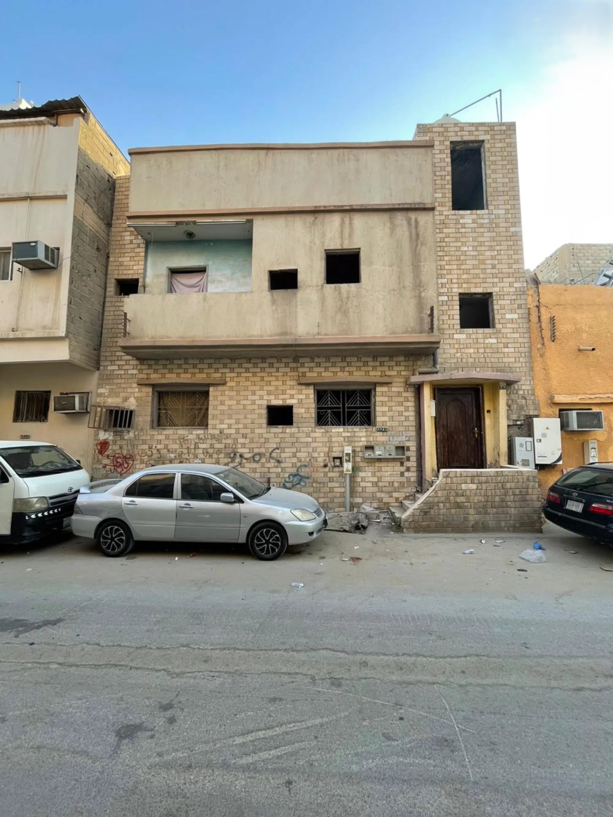 #عمارة سكنية للايجار حي منفوحة