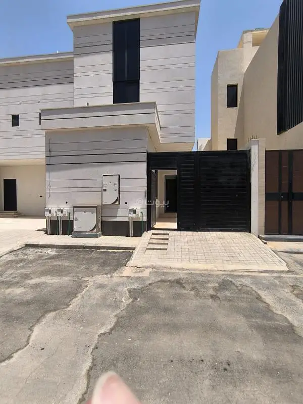 #دور في حي الندوة،شرق الرياض 3 غرف 750000 SAR - 88048670