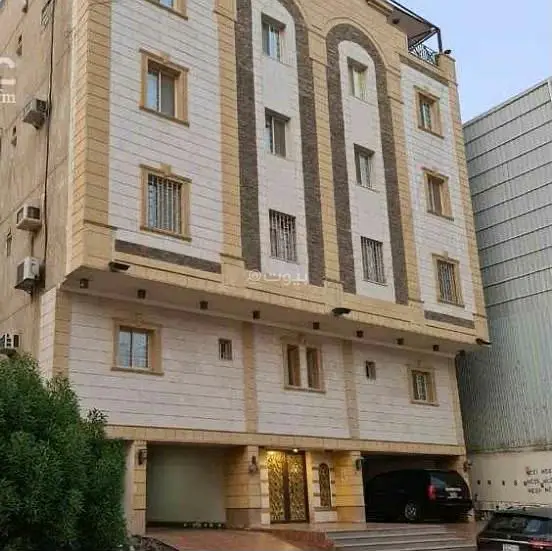 #فيلا مكونة من 8 غرف للبيع في السلامة، جدة