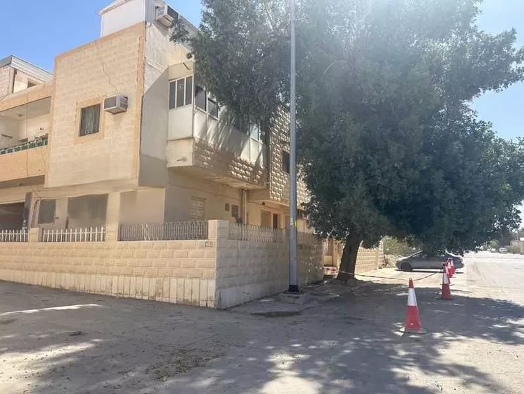 #عمارة للبيع في شارع القاضي اياس, حي الزهراء, مدينة الرياض, منطقة الرياض